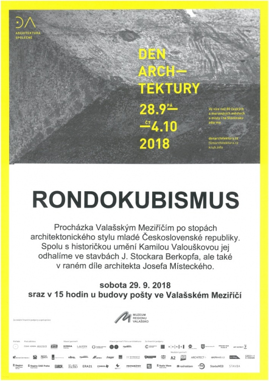 Muzeum zve na architektonickou procházku Valašským Meziříčím