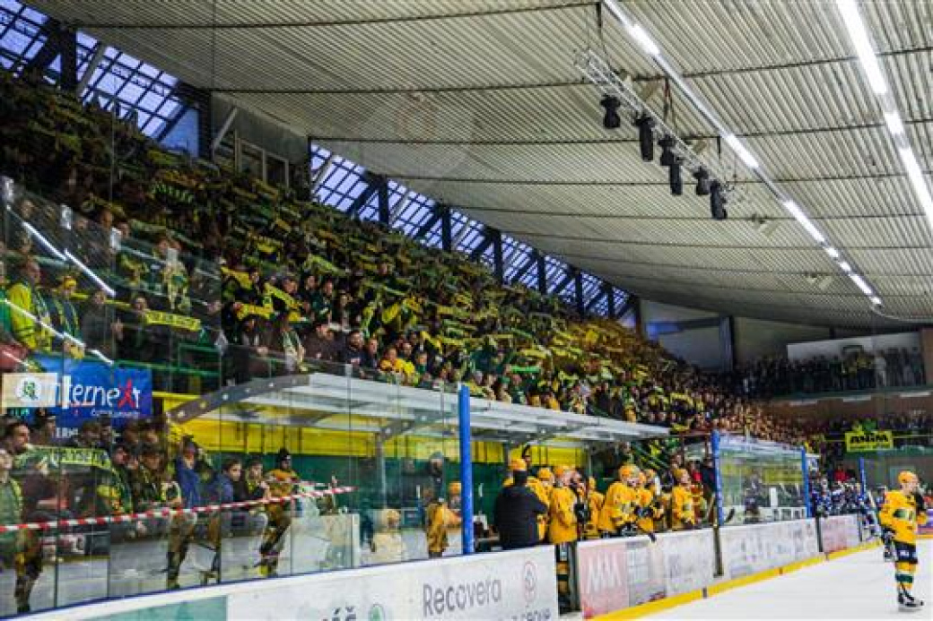 Starosta Čunek: Šéfové fanklubů Vsetína a Zlína převezmou zodpovědnost za chování fanoušků