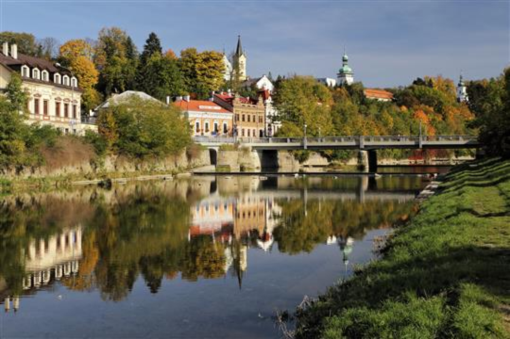 Vsetínská radnice podpořila obnovu pěti historických domů