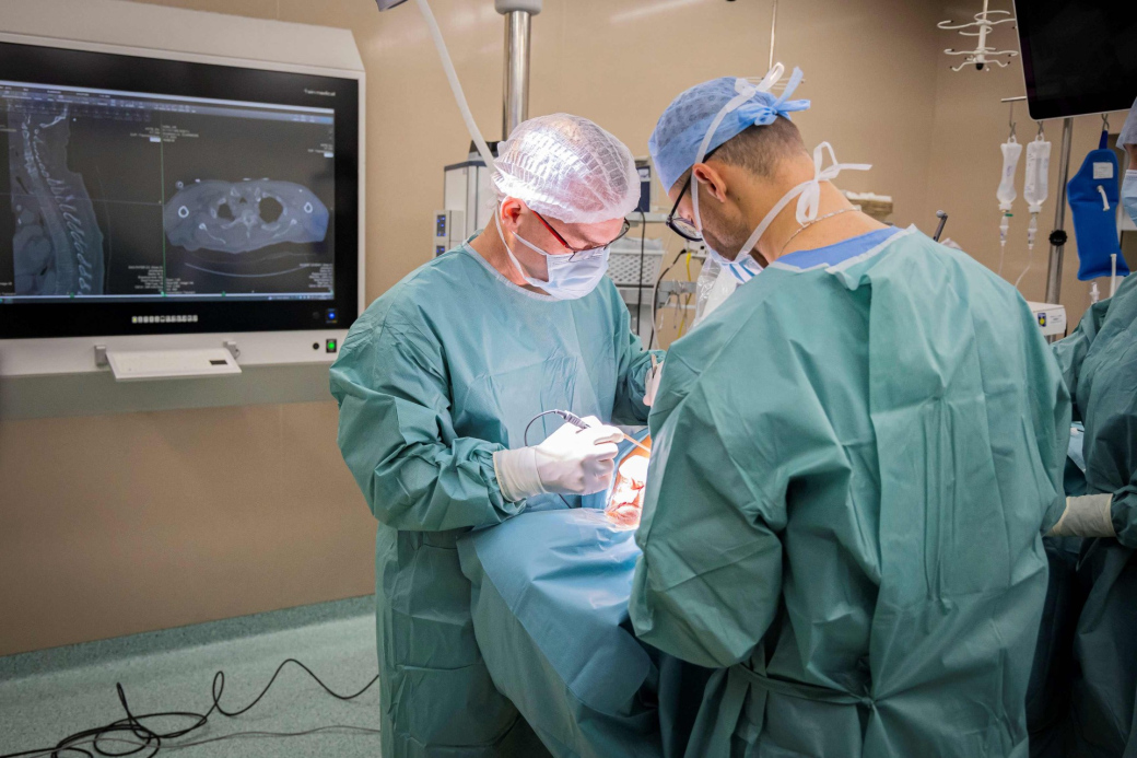 KNTB získala statut centra vysoce specializované spondylochirurgické péče