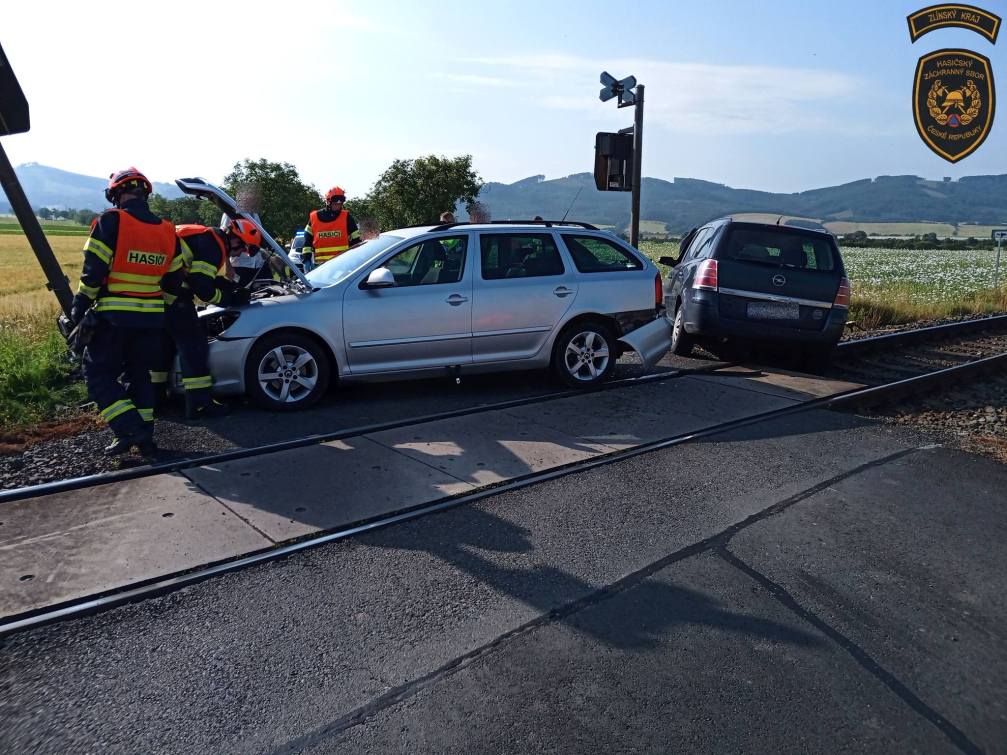 Pátek dopoledne – šest dopravních nehod