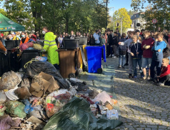 Místostarosta Gross: Osvětová akce ukázala, že ve třídění odpadu mají Rožnované ještě velké rezervy