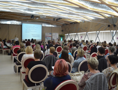 Specialisté na zažívací trakt míří pod Radhošť. Nemocnice AGEL Valašské Meziříčí pořádá odbornou konferenci Rožnovský gastroenterologický den