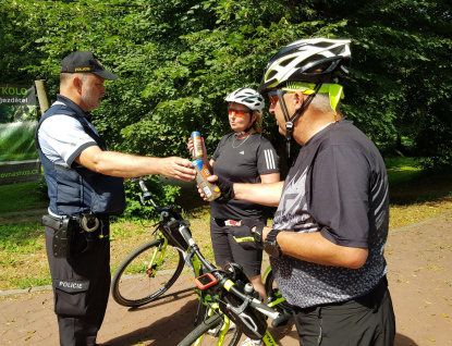 Policie kontrolovala cyklistům zejména povinnou výbavu jízdních kol 