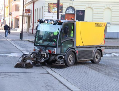 Město Vsetín prochází jarní očistou, následovat bude blokové čistění