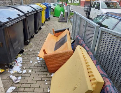 Odpad můžete odevzdat zdarma, i tak ale vznikají černé skládky