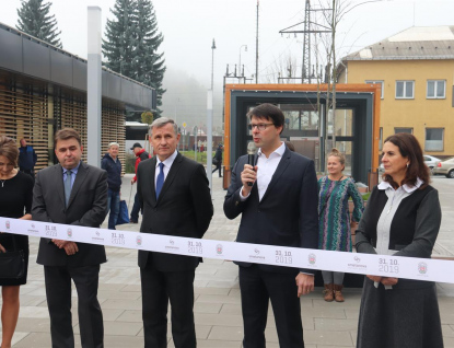 Obchodní galerie otevřena. V centru Vsetína přibyla parkovací místa