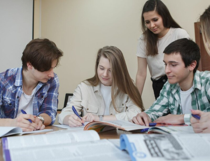 Školy ve Zlínském kraji otevřou v příštím školním roce nové třídy pro studenty lyceí i zdravotní sestry