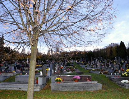 Valašské Meziříčí rozšiřuje systém třídění odpadu na městský hřbitov 
