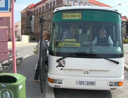 Ve Valašském Meziříčí budou všichni jezdit MHD zadarmo