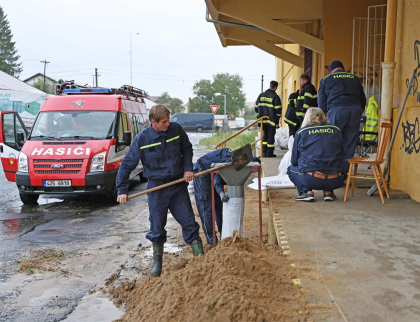 Valmez rozdělí mezi dobrovolné hasiče 80 tisíc Kč