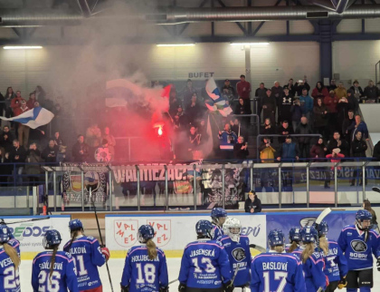 Hokejistky Valašského Meziříčí porazily v úvodním zápase finále Pardubice